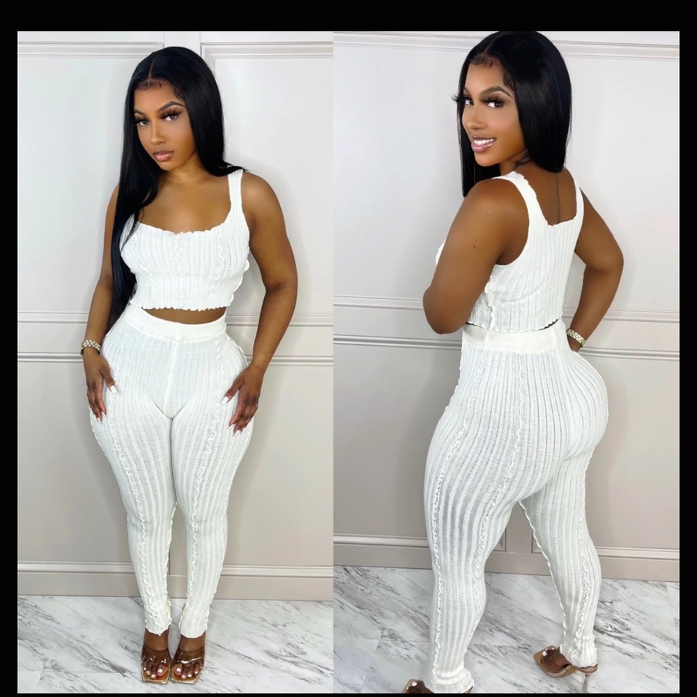 Two piece set.